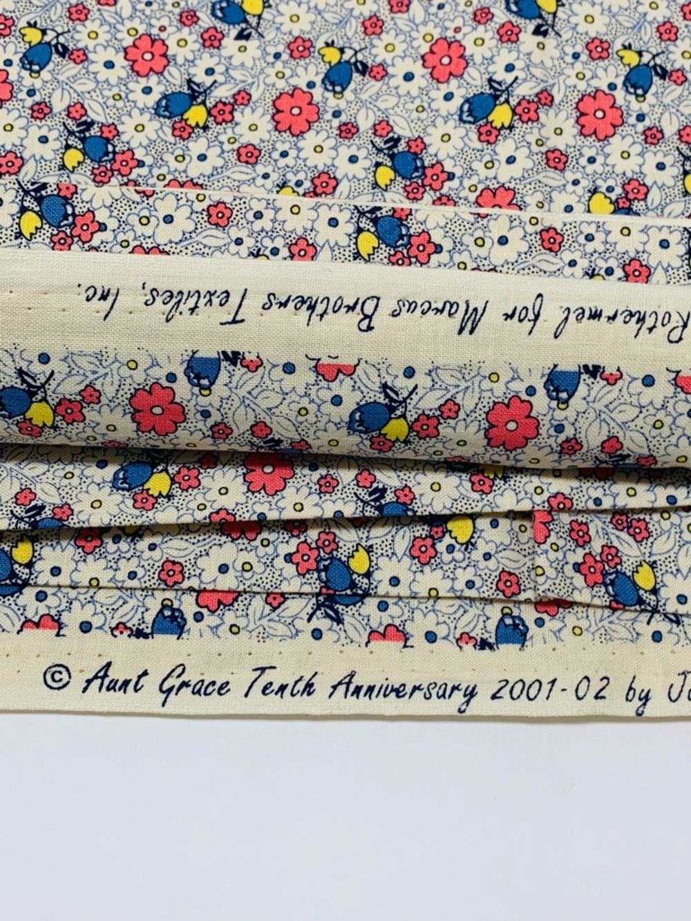 Aunt Grace 10th Anniversary Fabric 1930s Reproduction Floral 2 1/8 Yards Cotton - Picture 4 of 8